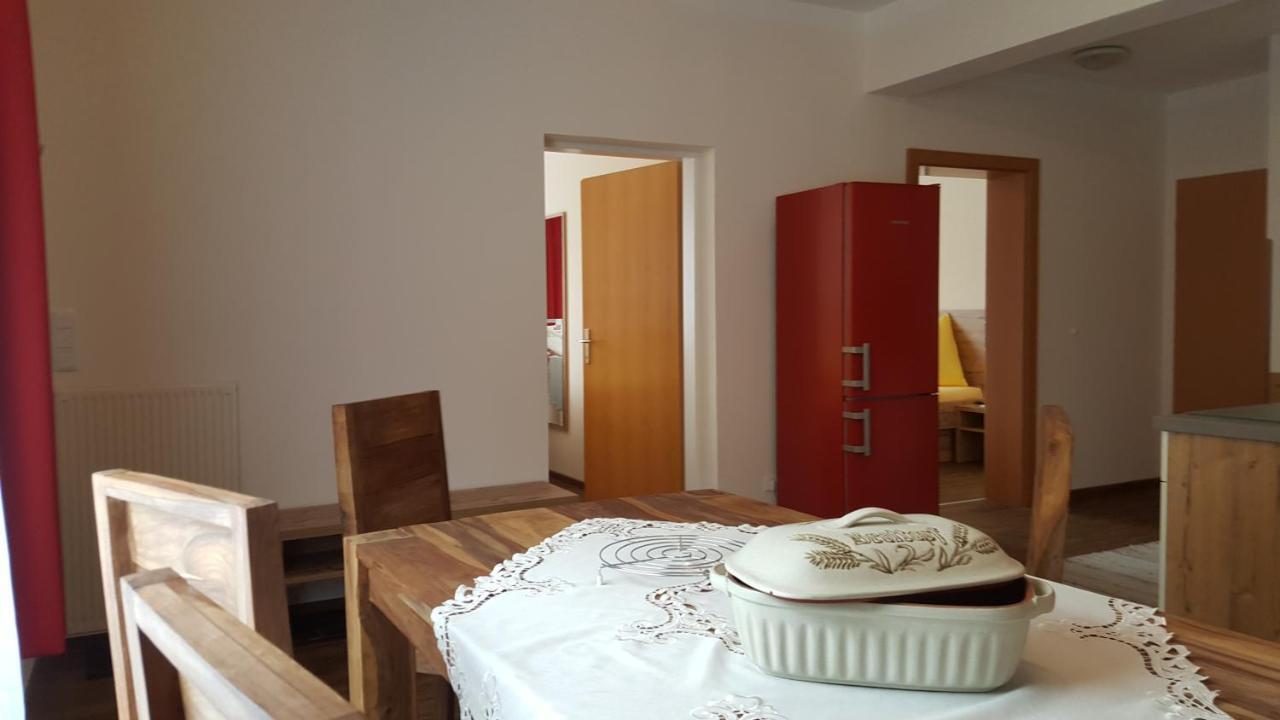 Appartement Juns Тукс Екстериор снимка