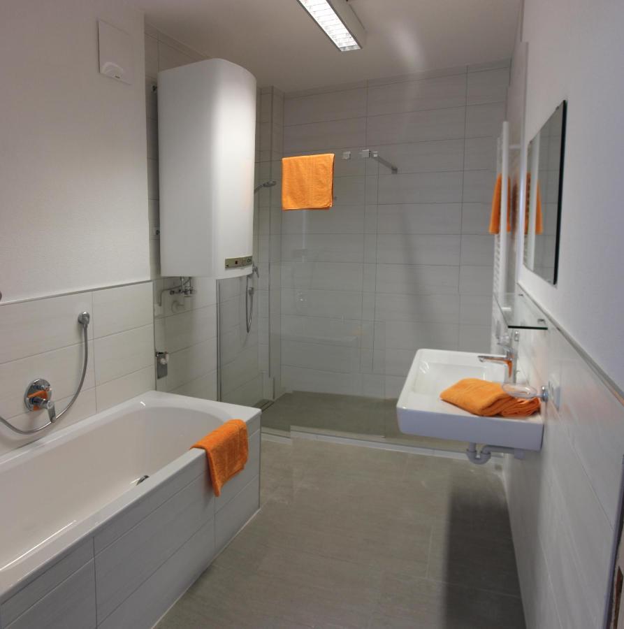 Appartement Juns Тукс Екстериор снимка