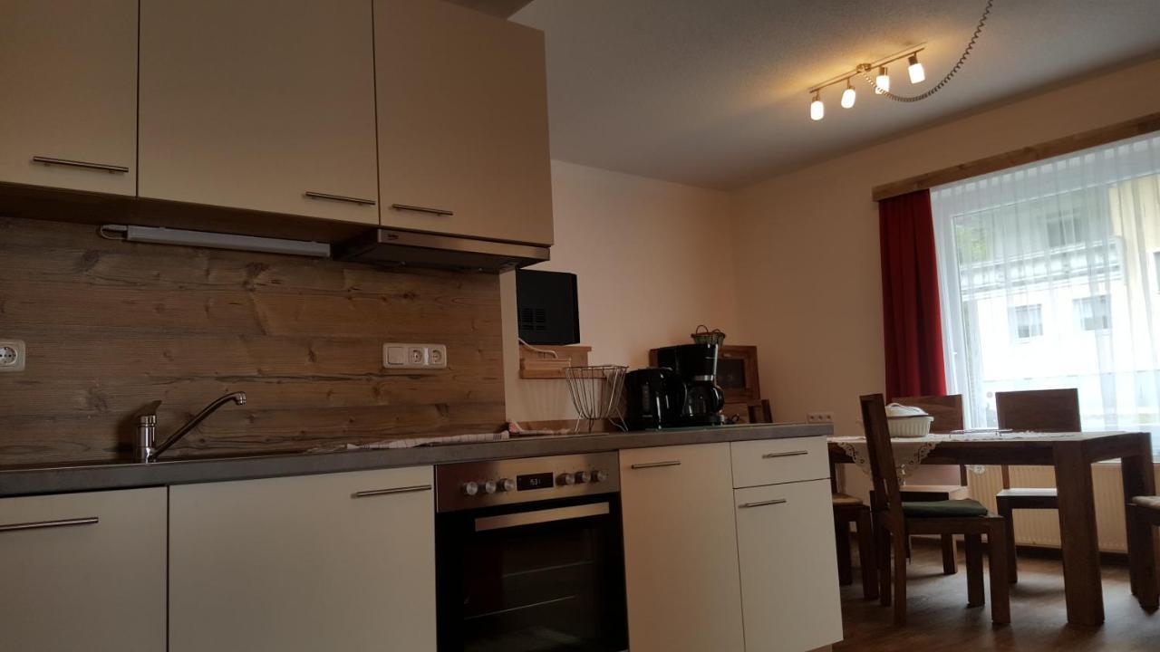 Appartement Juns Тукс Екстериор снимка